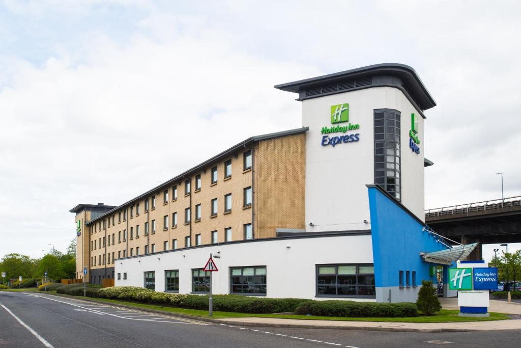 Holiday Inn Glasgow Airport Contact Number